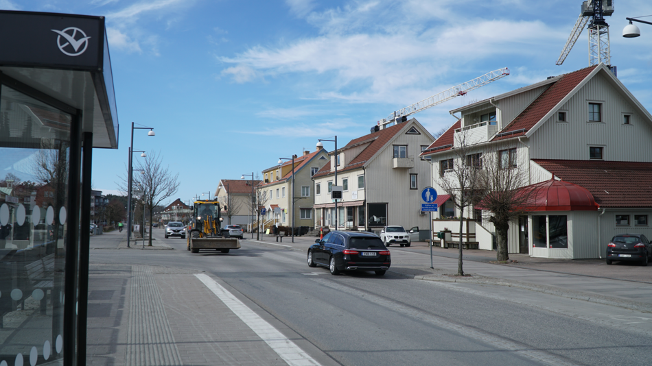 Bild visar del av gustavas plats busshållplats och göteborgsvägen